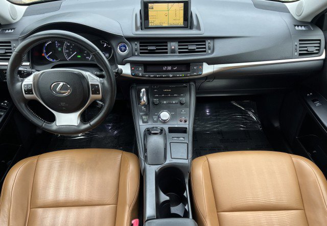 Used 2012 Lexus CT 200h image 19