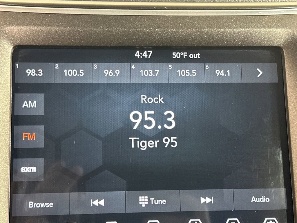 Used 2021 Jeep Cherokee Trailhawk w/ Trailer Tow Group image 21