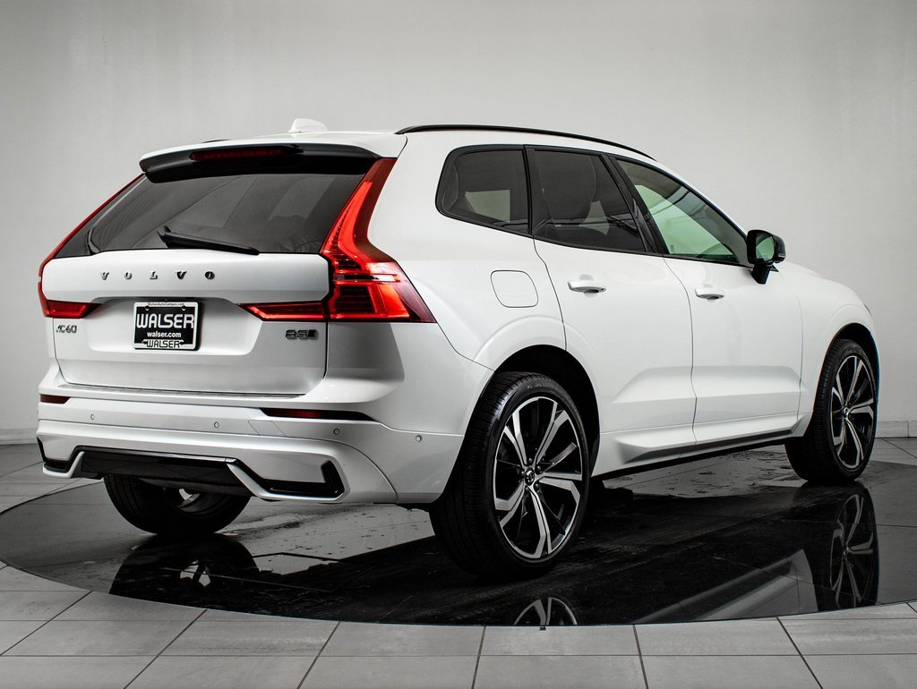 Used 2025 Volvo XC60 B5 Ultra w/ Protection Package Premier image 10