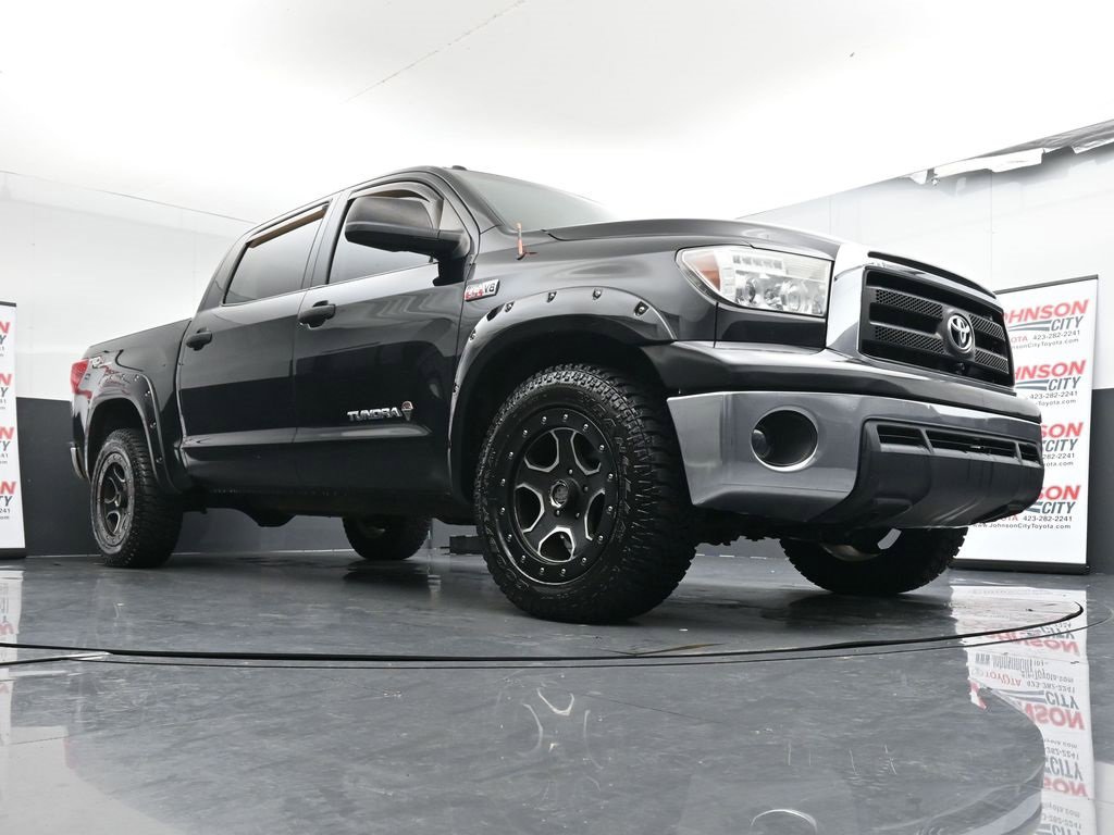 Used 2011 Toyota Tundra 4x4 CrewMax image 36