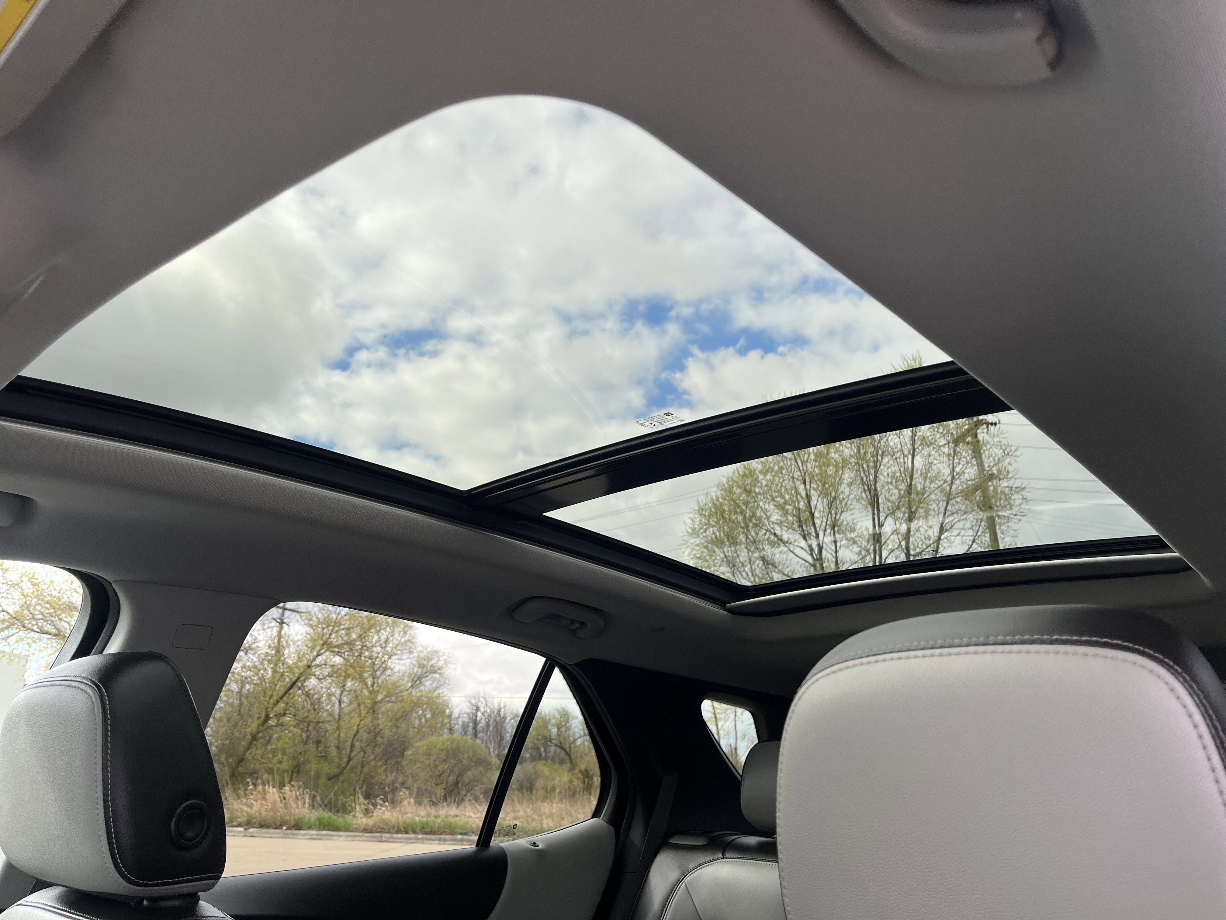 Used 2020 Chevrolet Equinox Premier AWD/4WD image 33