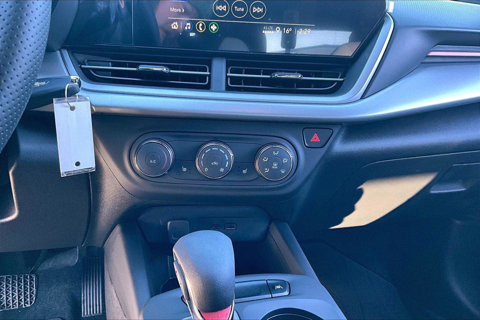 New 2026 Chevrolet Trax RS w/ Driver Confidence Package image 15