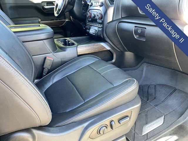 Used 2022 Chevrolet Silverado 1500 High Country w/ Technology Package AWD/4WD image 14