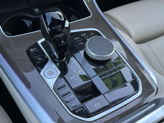 Used 2022 BMW X5 xDrive40i w/ Premium Package image 19