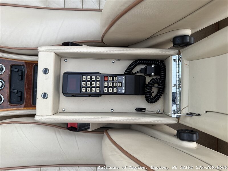 Used 1990 Rolls-Royce Corniche III RWD image 38