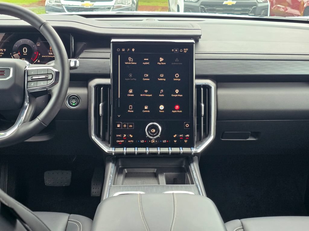 Used 2026 GMC Acadia Elevation w/ Elevation Premium Package FWD image 17