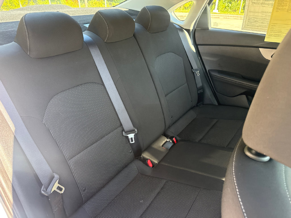 Used 2020 Kia Forte LXS FWD image 33