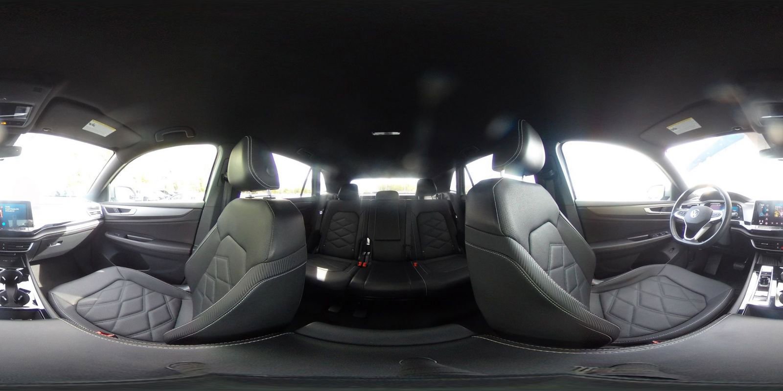 Used 2025 Volkswagen Atlas Cross Sport SE image 44