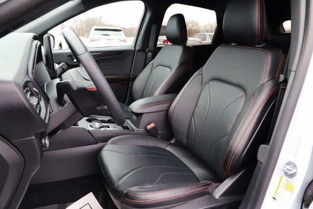 Used 2025 Ford Escape ST-Line Elite w/ Premium Technology Package image 15