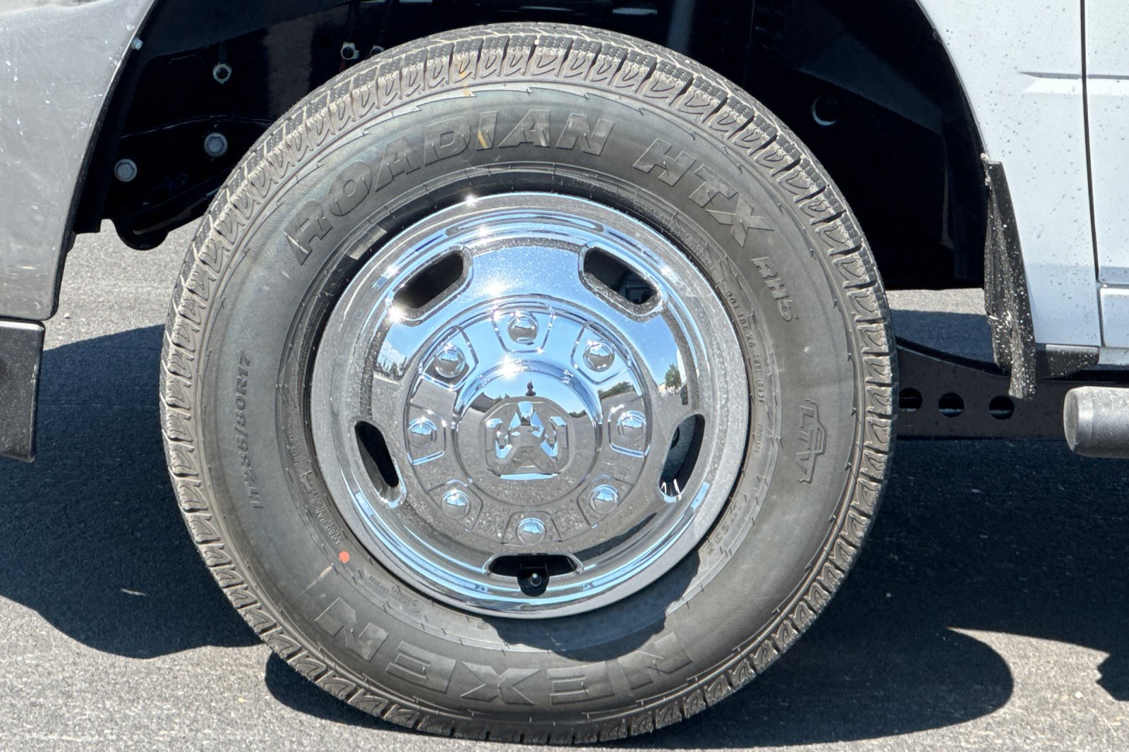 New 2026 RAM 3500 Tradesman AWD/4WD image 24