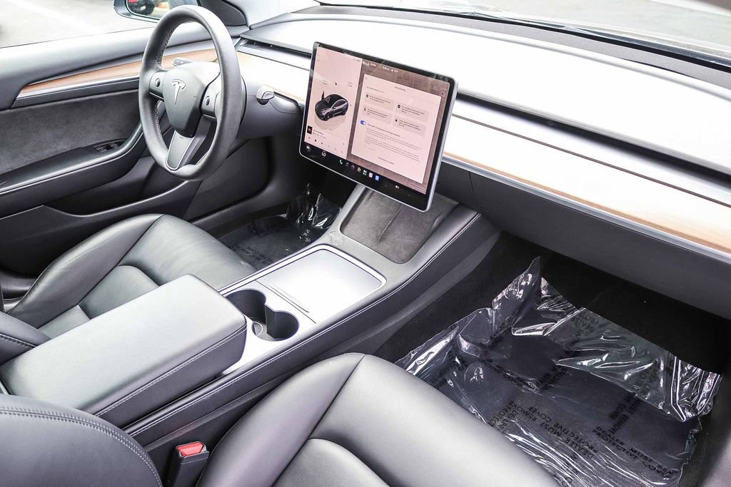 Used 2023 Tesla Model 3 Standard Range RWD image 16