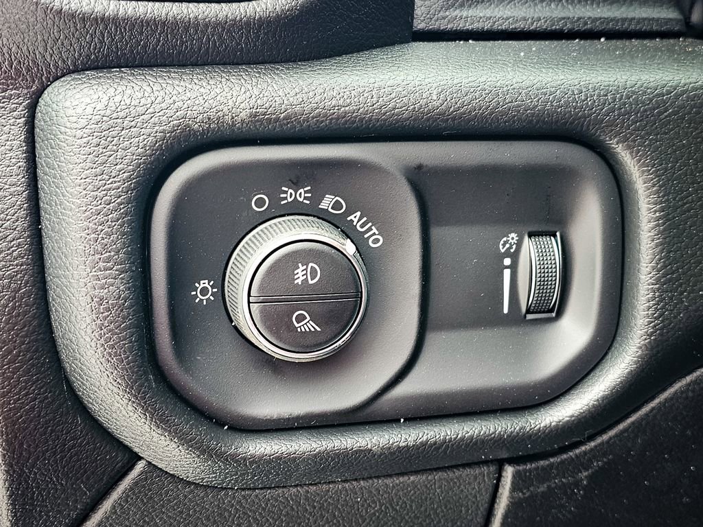 New 2026 RAM 2500 Tradesman image 15