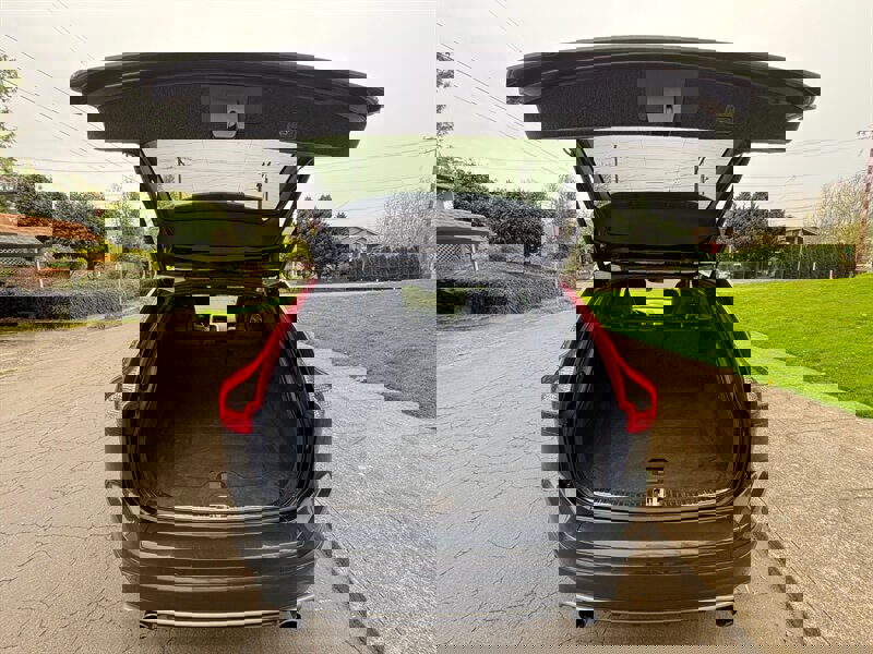 Used 2015 Volvo XC60 T6 R-Design Platinum image 7