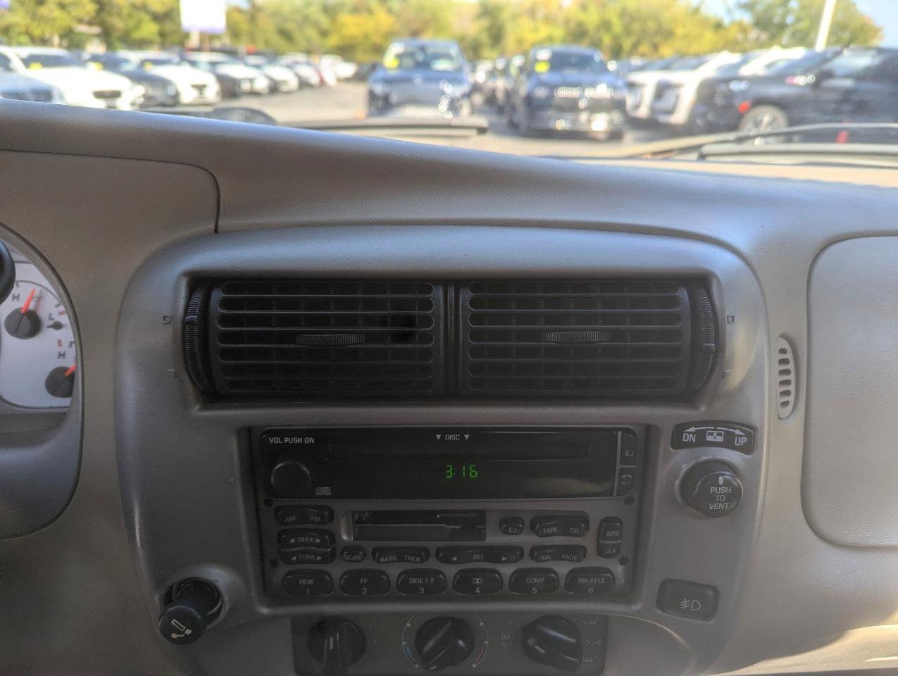 Used 2003 Ford Explorer Sport Trac XLT RWD image 17