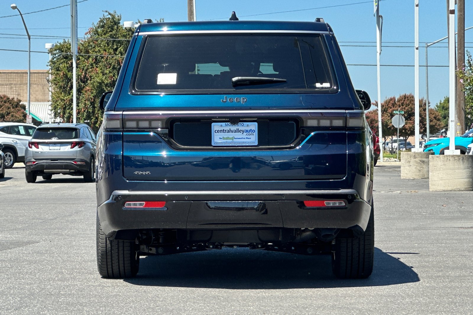 New 2026 Jeep Grand Wagoneer 4WD image 5
