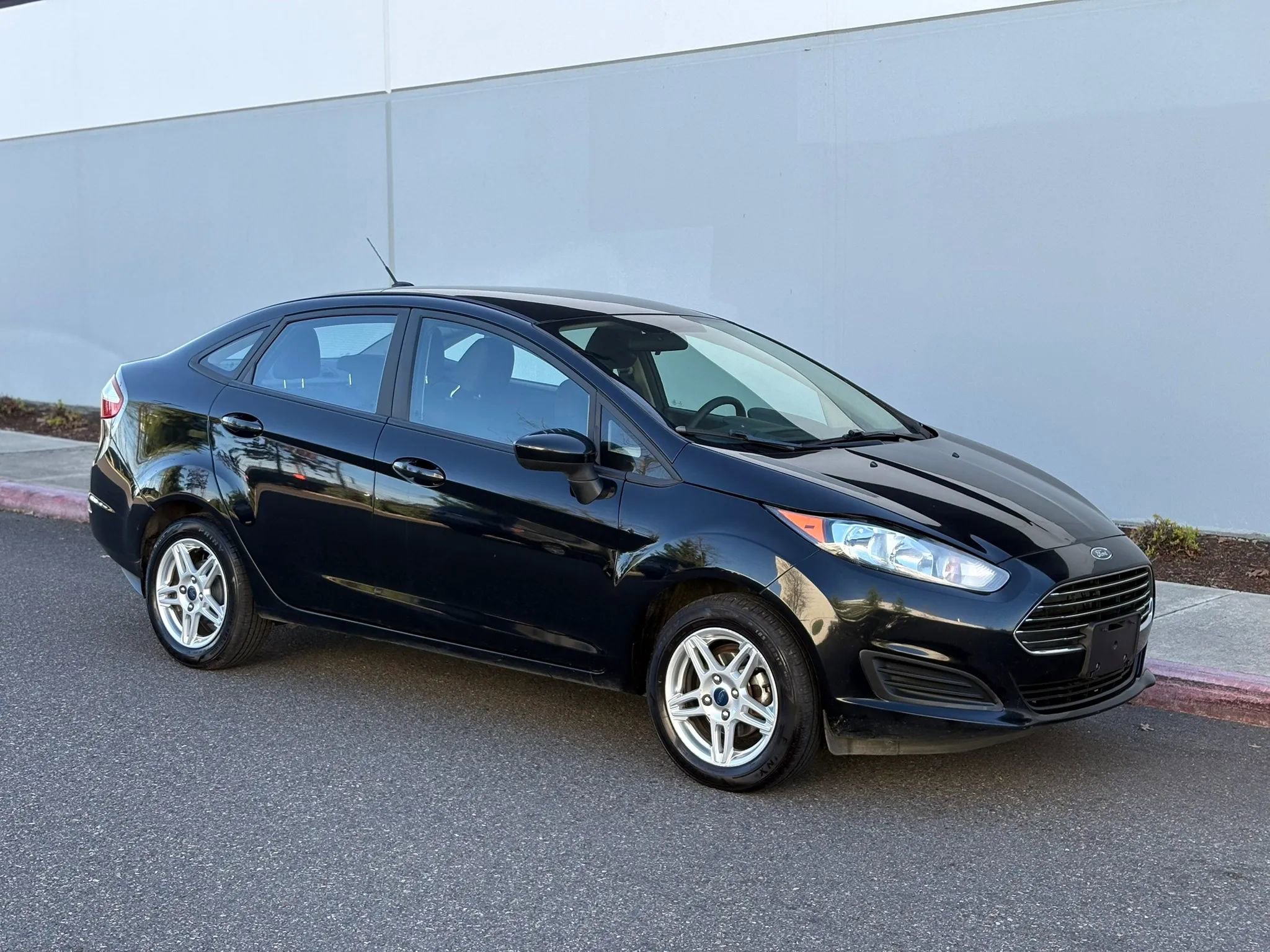 Used 2019 Ford Fiesta SE FWD image 8
