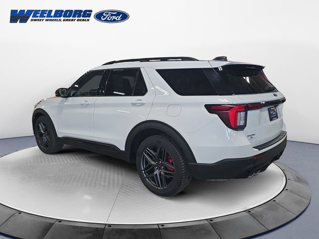 Certified 2025 Ford Explorer ST image 3