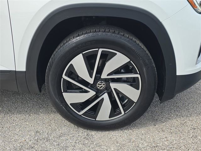 Used 2025 Volkswagen Atlas SE FWD image 9