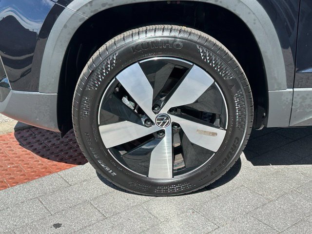 Certified 2025 Volkswagen Taos S AWD/4WD image 9