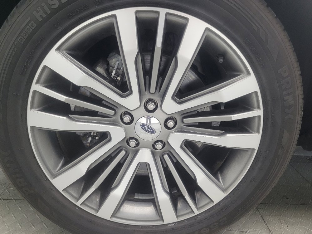 Used 2019 Ford Explorer Platinum AWD/4WD image 31