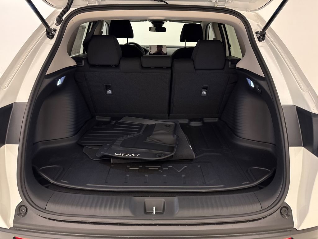New 2026 Honda HR-V LX image 11