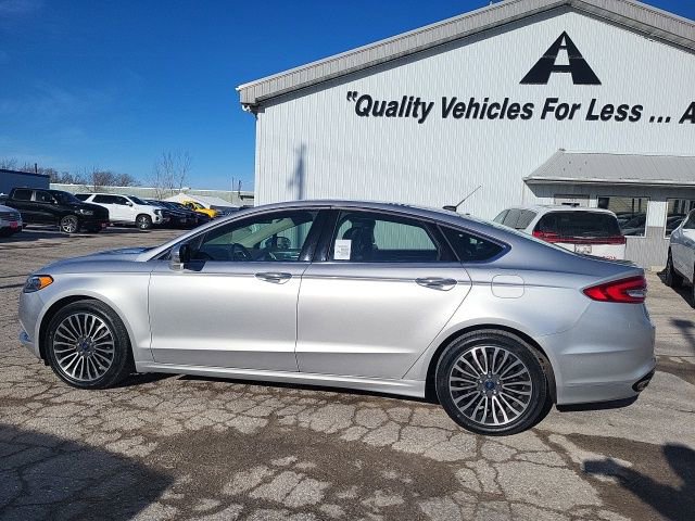 Used 2017 Ford Fusion SE w/ Equipment Group 202A image 18