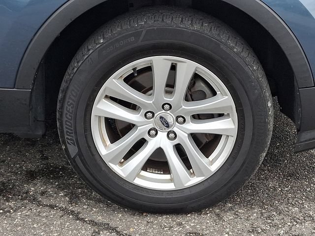 Used 2019 Ford Explorer XLT w/ Equipment Group 202A AWD/4WD image 28