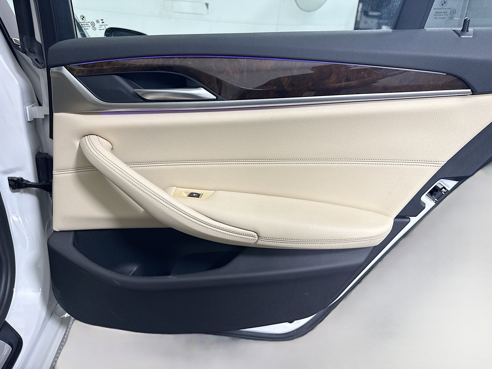 Used 2018 BMW 530i RWD image 28
