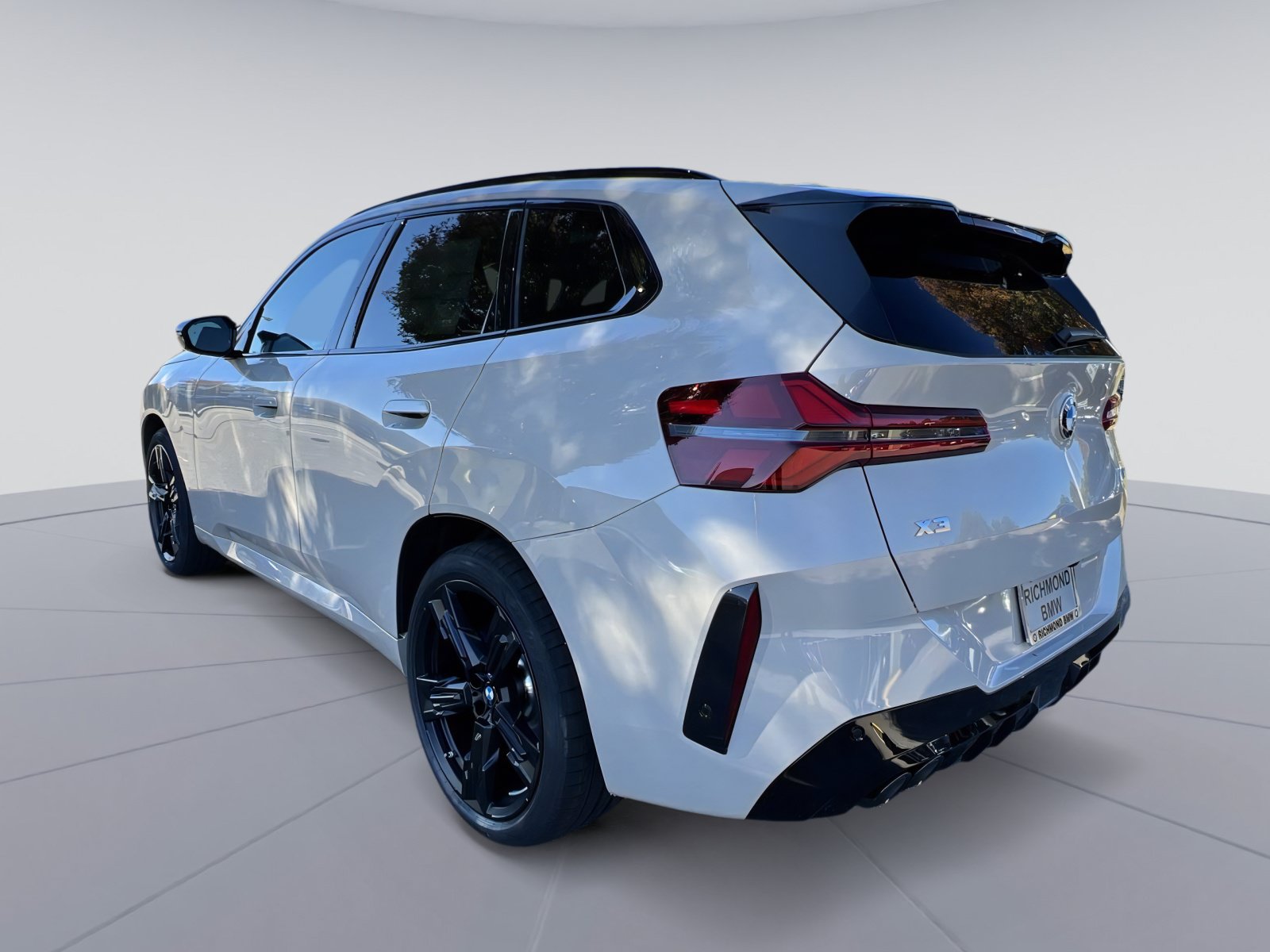 New 2026 BMW X3 M50 w/ Premium Package AWD/4WD image 3