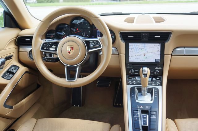 Used 2017 Porsche 911 Carrera image 32