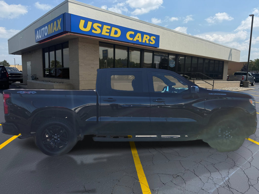 Used 2026 Chevrolet Silverado 1500 RST w/ RST Select Package AWD/4WD image 2