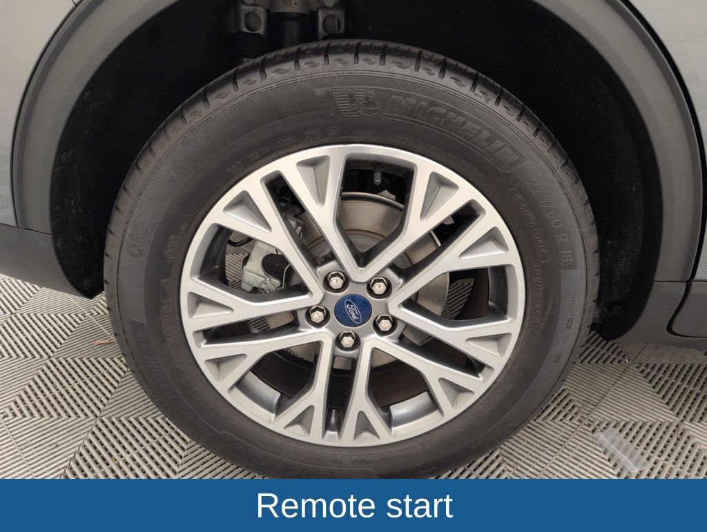 Certified 2022 Ford Escape SEL image 19