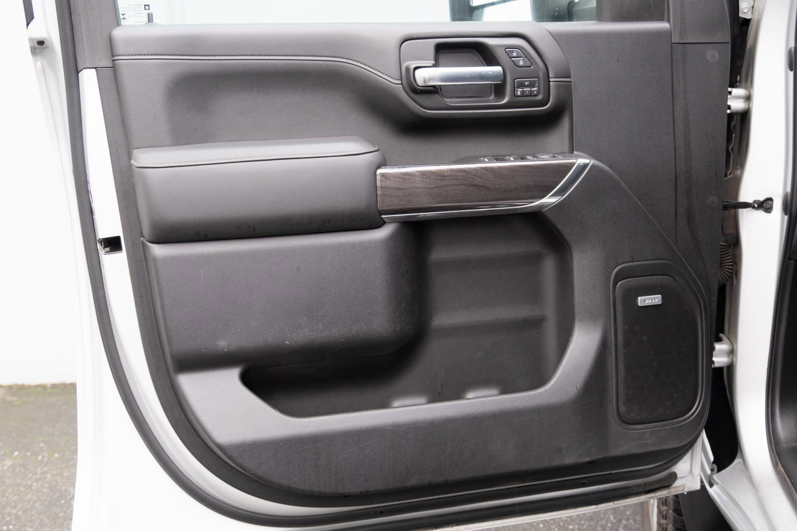 Used 2020 Chevrolet Silverado 3500 LTZ w/ LTZ Premium Package image 16