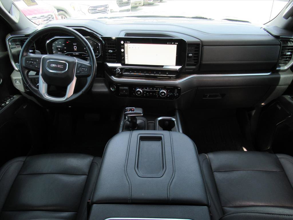Used 2022 GMC Sierra 1500 Elevation w/ Elevation Premium Package image 14