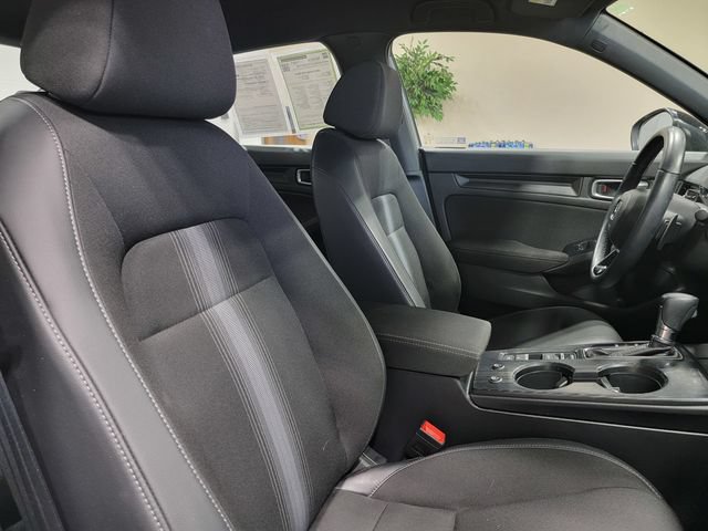 Used 2023 Honda Civic Sport image 16
