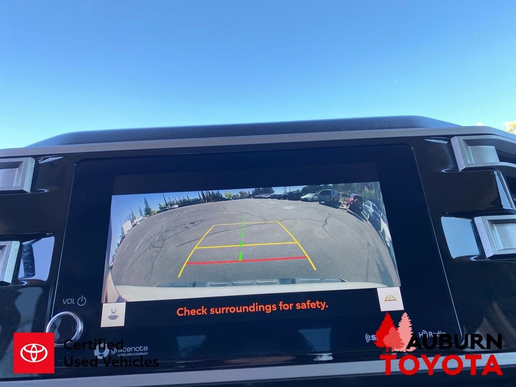 Used 2022 Toyota Tundra SR5 w/ SR5 Convenience Package AWD/4WD image 41