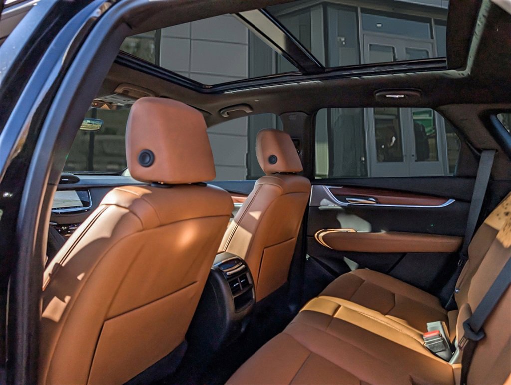New 2025 Cadillac XT5 Premium Luxury w/ Technology Package image 15