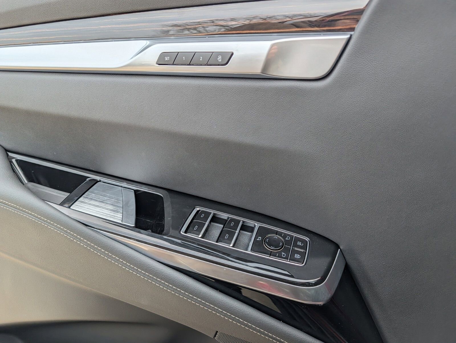 New 2026 Cadillac Escalade Luxury image 36