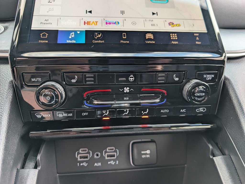 New 2025 Jeep Grand Cherokee Limited image 26