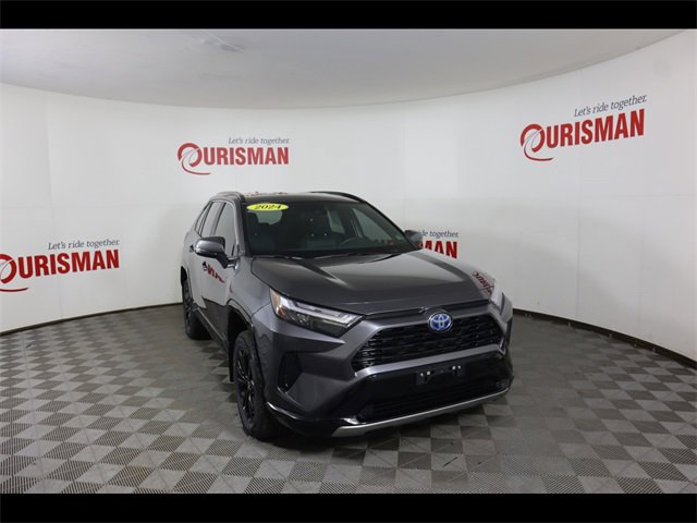 Used 2024 Toyota RAV4 SE image 13
