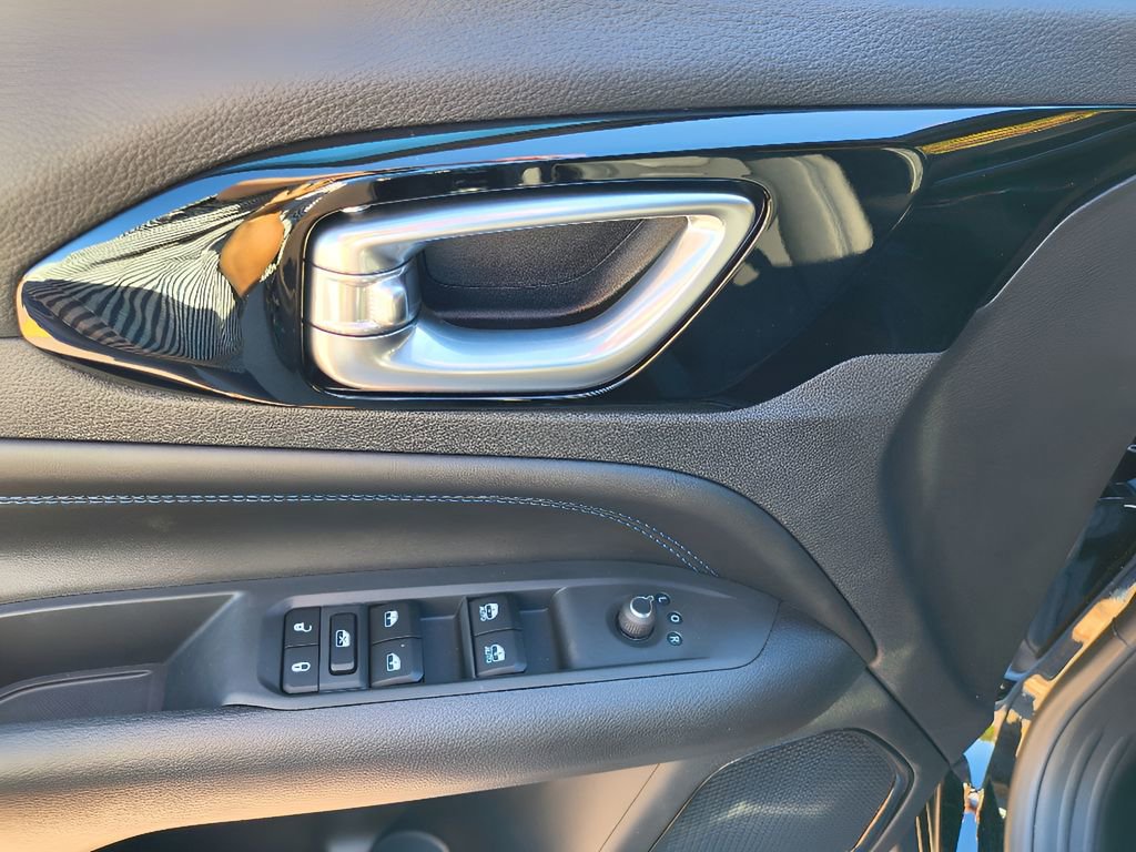 New 2026 Jeep Compass Latitude image 14