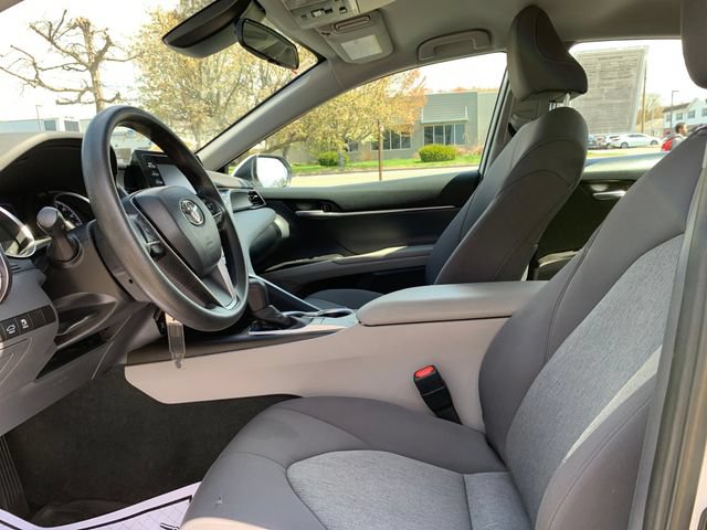 Used 2023 Toyota Camry LE FWD image 14