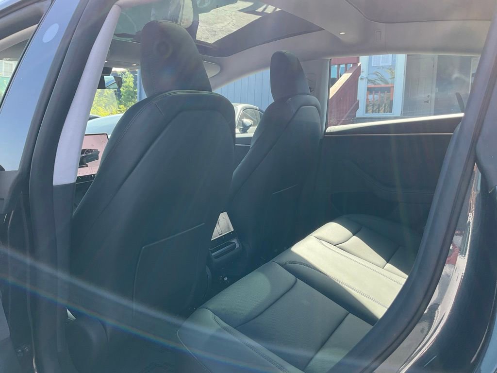 Used 2026 Tesla Model 3 AWD/4WD image 29
