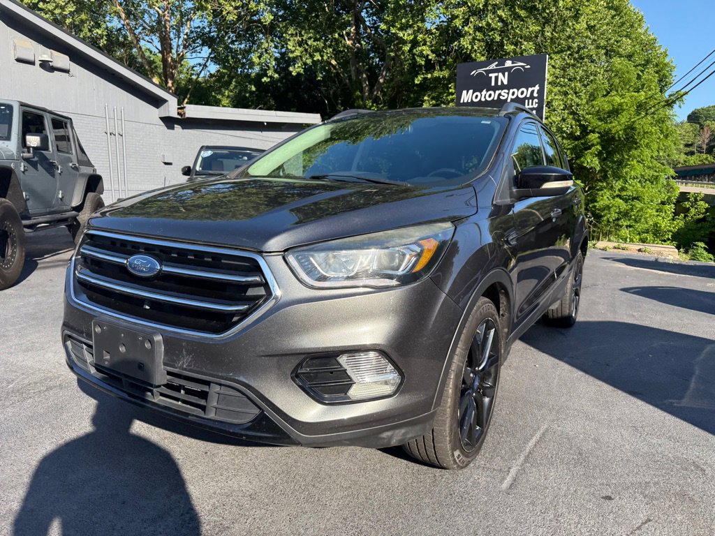 Used 2017 Ford Escape Titanium image 39