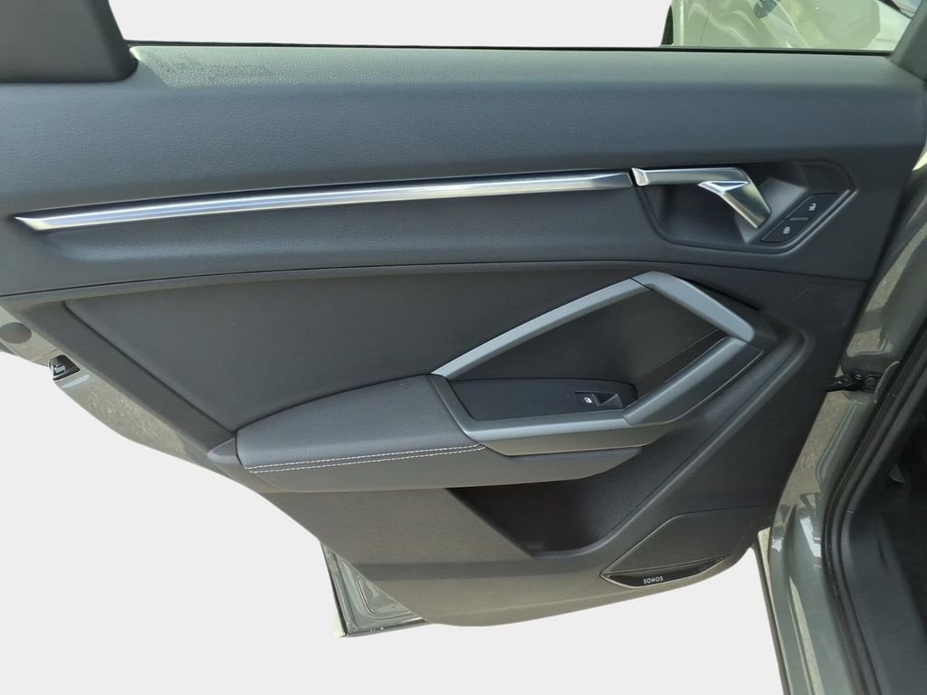 Used 2022 Audi Q3 2.0T Premium Plus w/ Premium Plus Package image 14