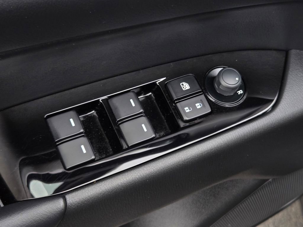 Used 2025 MAZDA CX-5 AWD 2.5 S w/ Select Package image 11