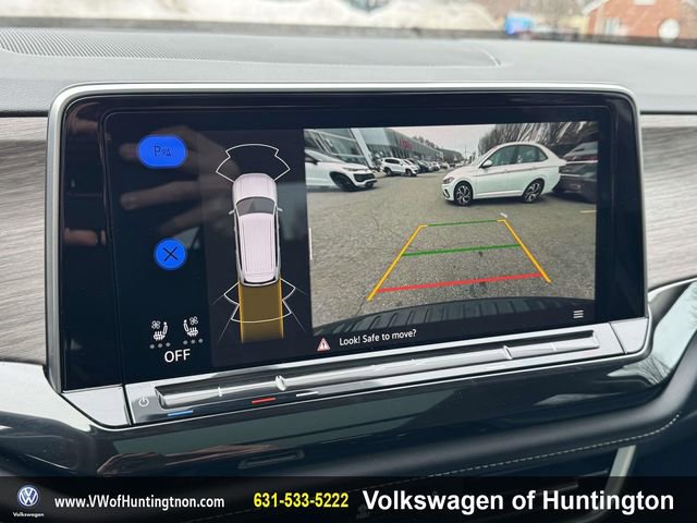 Certified 2025 Volkswagen Atlas SEL image 26