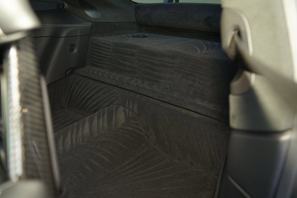 Used 2024 Porsche 911 GT3 RS image 32