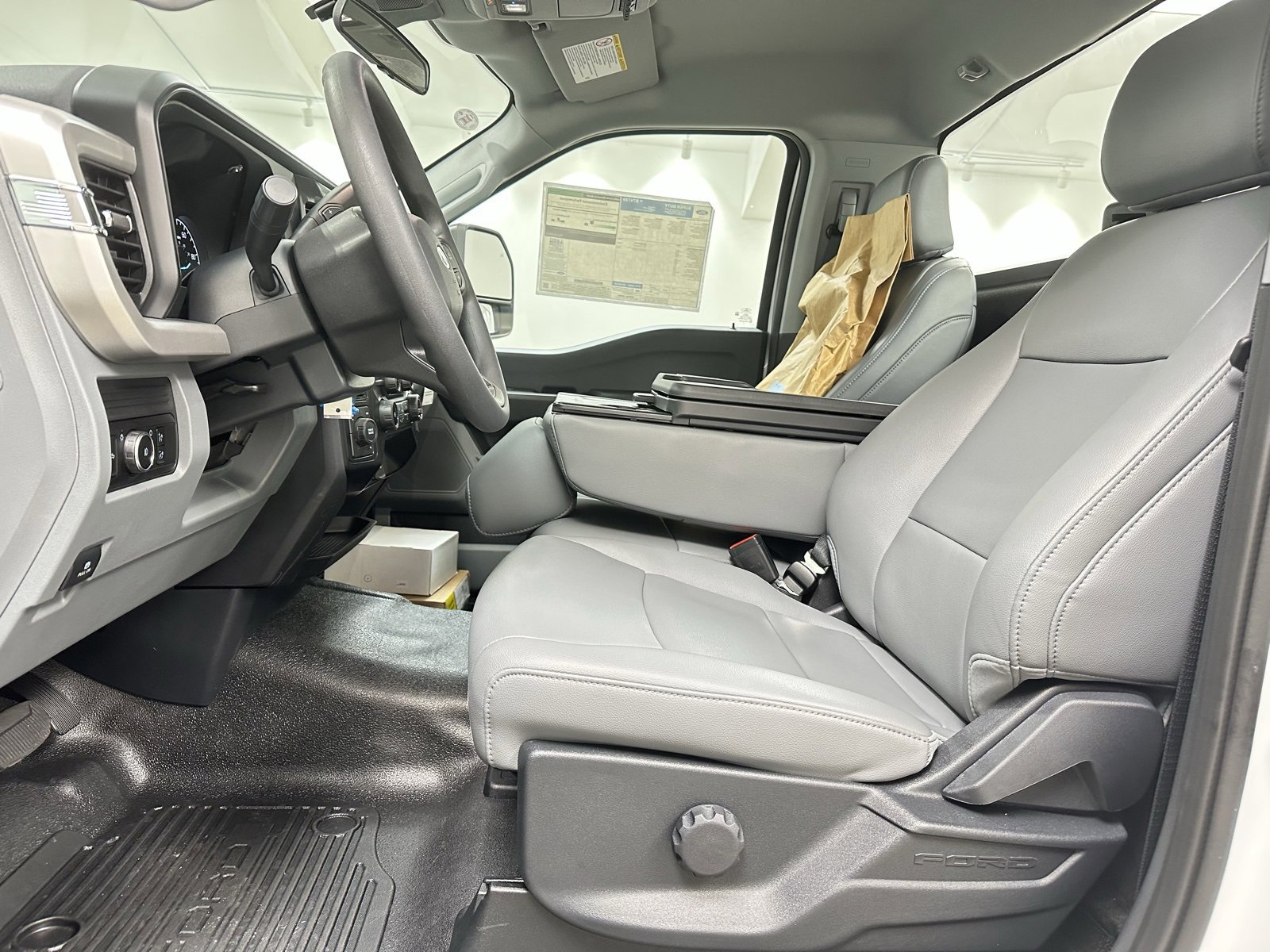 New 2025 Ford F350 XL w/ XL Chrome Package image 12