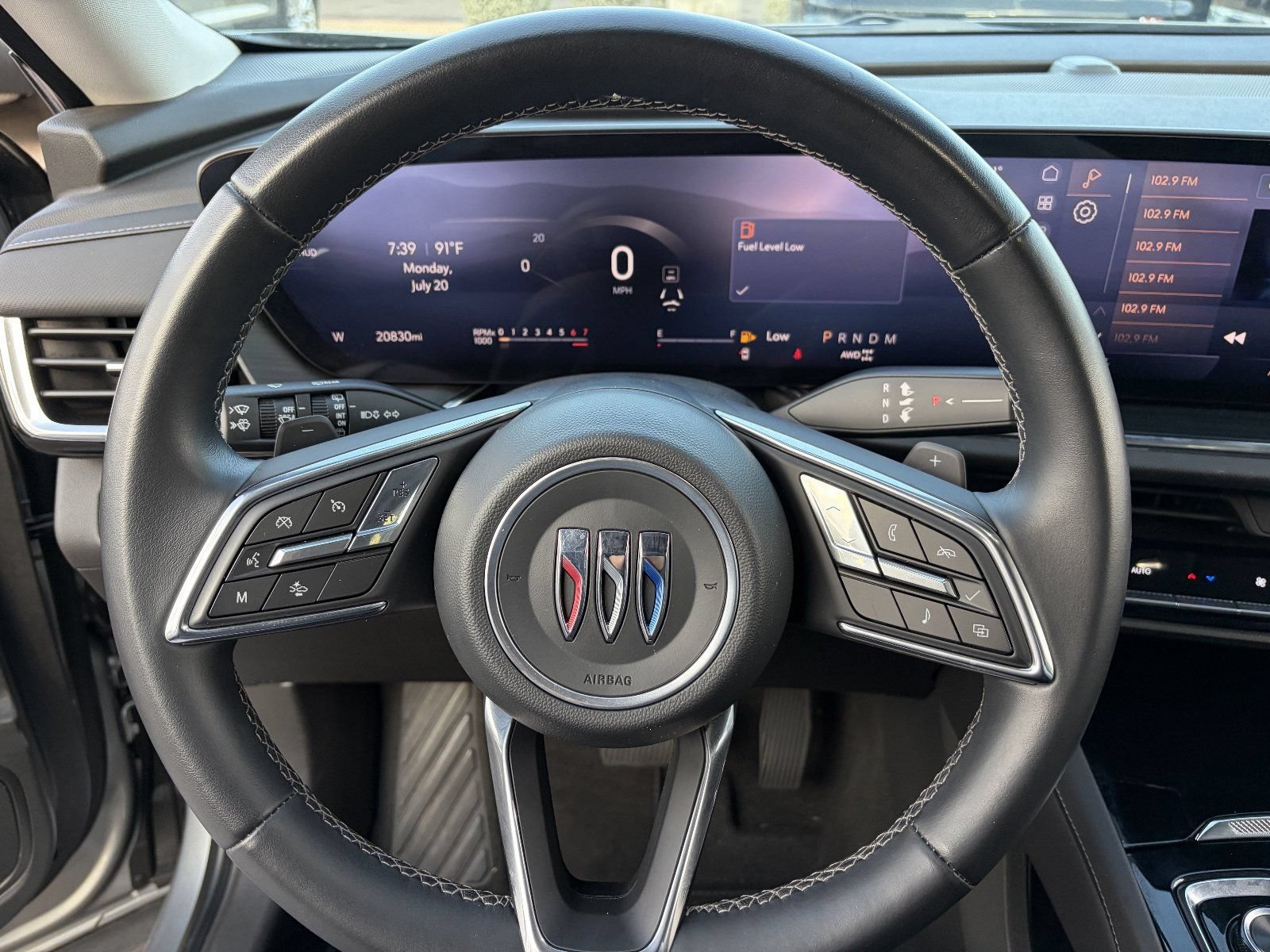 Certified 2025 Buick Envision Preferred AWD/4WD image 24